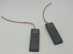 Uhlík motoru 5x13,6x40mm sandwich type  PÁR - 